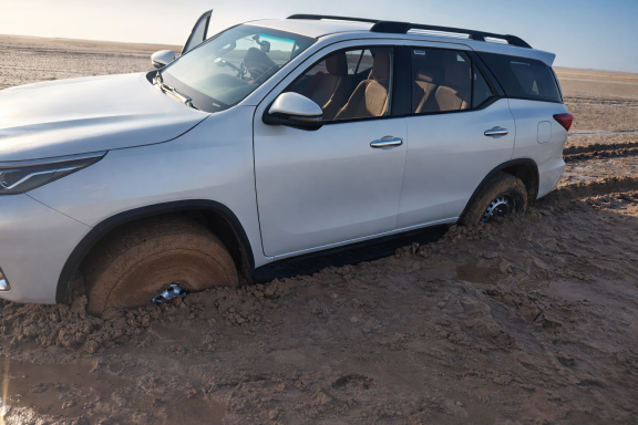 Do not enter wet areas or areas which do not have a track yet. Do not enter wet areas or areas which do not have a track yet.