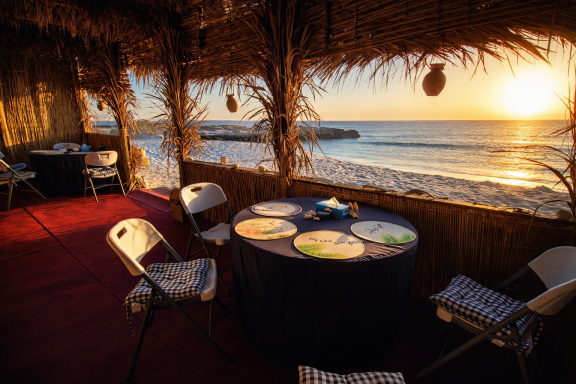 Restaurant and lounge at Ocean Camp Bar Al Hikman Restaurant and lounge at Ocean Camp Bar Al Hikman