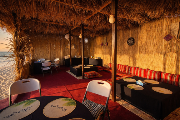 Restaurant and lounge at Ocean Camp Bar Al Hikman Restaurant and lounge at Ocean Camp Bar Al Hikman