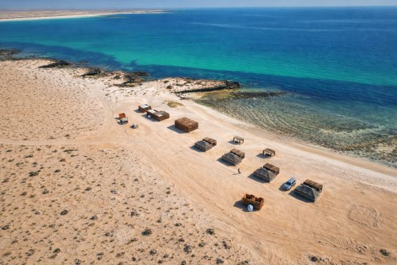 Bird's-eye view of Ocean Camp Bar Al Hikman Bird's-eye view of Ocean Camp Bar Al Hikman