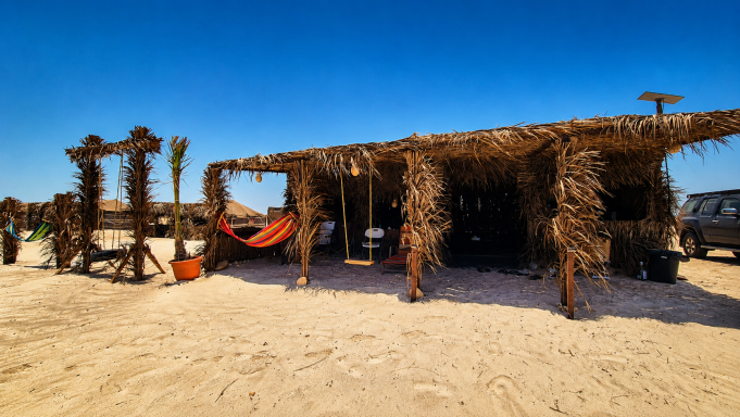 Restaurant and lounge at Ocean Camp Bar Al Hikman Restaurant and lounge at Ocean Camp Bar Al Hikman